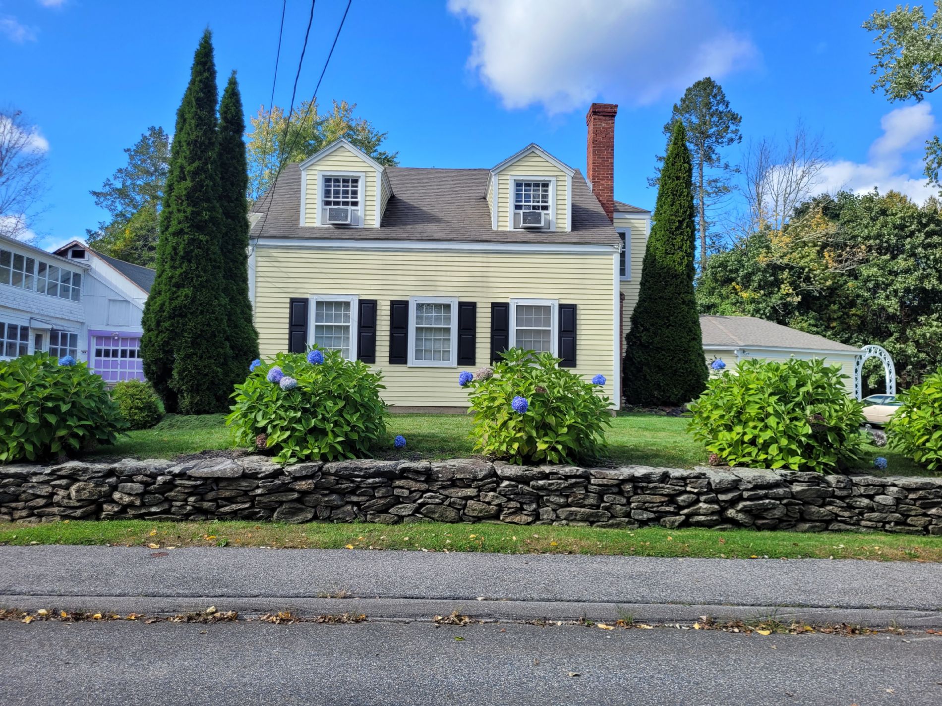 Barre Home, MA Real Estate Listing